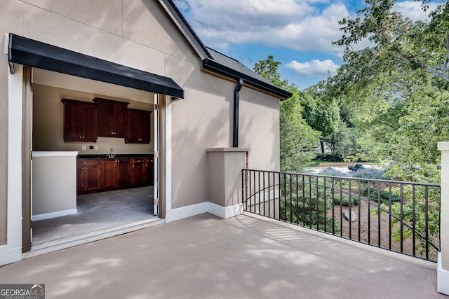 3641 Ridge Towne Dr, Duluth, GA 30096 - balcony with a sink
