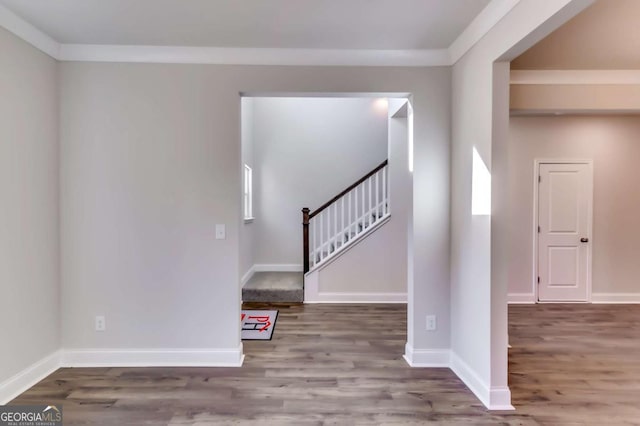 407 Shoals Trl, Dallas, GA 30132 - foyer featuring wood finished floors, baseboards, and stairs