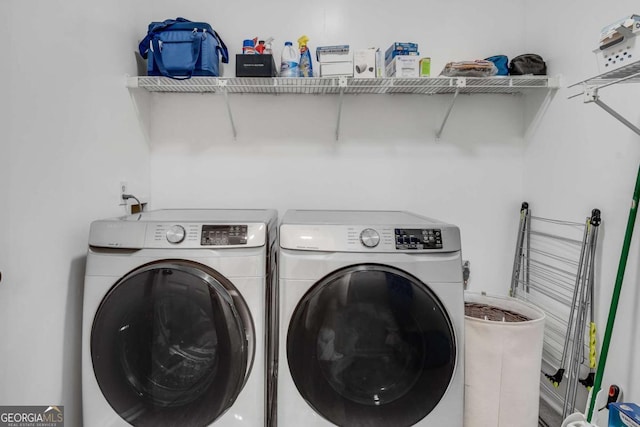 3250 Cobbs Farm Trl NW, Marietta, GA 30064 - laundry area featuring washing machine and dryer