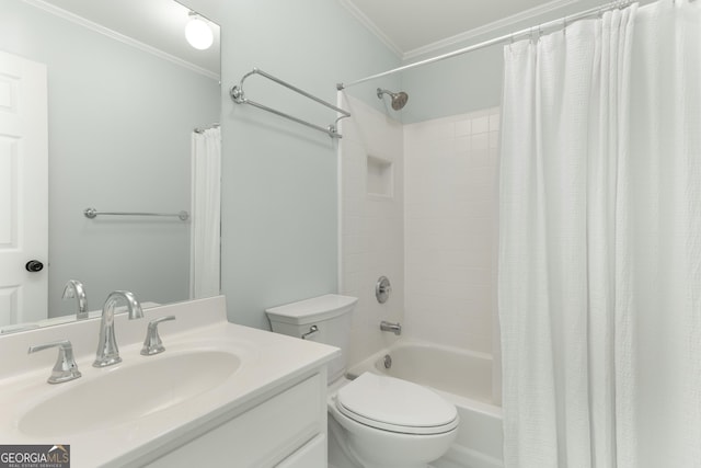 140 Longwater Cv, Roswell, GA 30075 - full bath featuring crown molding, vanity, and shower / bathtub combination with curtain