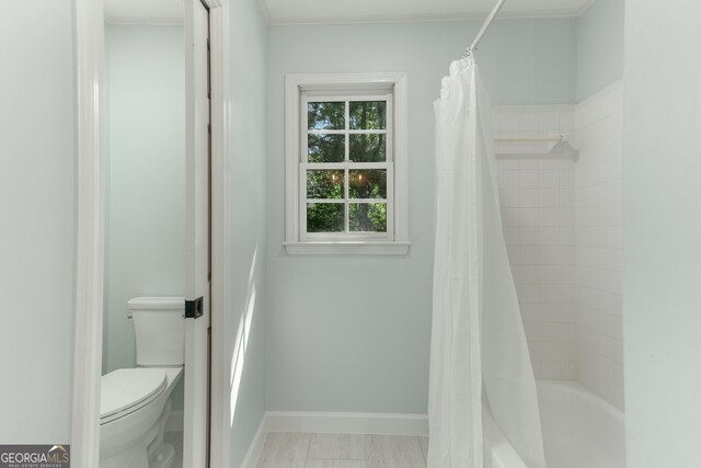 140 Longwater Cv, Roswell, GA 30075 - bathroom featuring shower / bath combo with shower curtain and ornamental molding