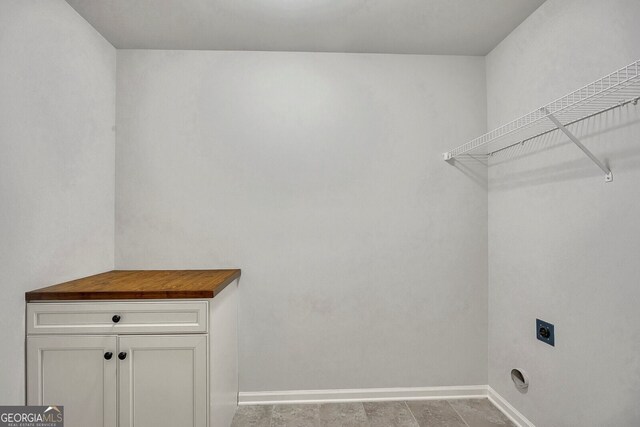 1231 Fawndale Dr NW, Kennesaw, GA 30152 - washroom with hookup for an electric dryer and baseboards