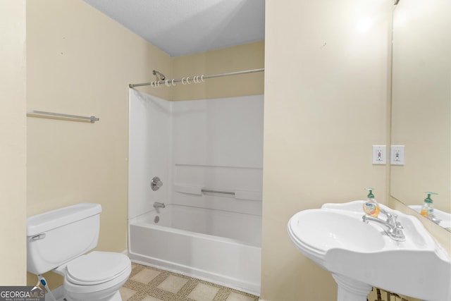 3599 Salem Glen Rd, Lithonia, GA 30038 - full bathroom featuring toilet, shower / tub combination, and a sink