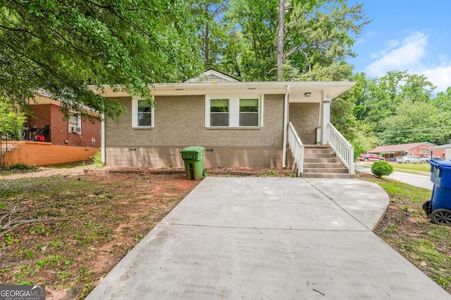 1381 Benteen Way SE, Atlanta, GA 30315 - view of front of property with brick siding and crawl space