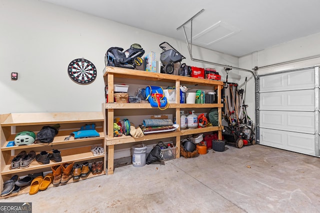 19 E Murphy St, Newnan, GA 30263 - view of garage