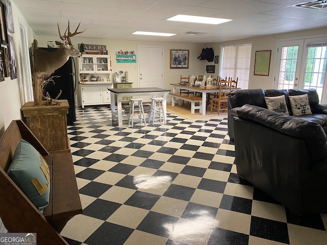 475 Harbour Shores Dr, Jackson, GA 30233 - living area with light floors