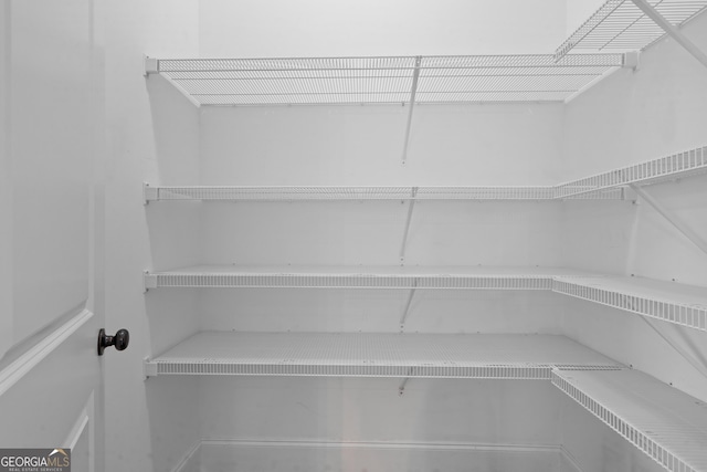 435 New St, Macon, GA 31201 - view of pantry