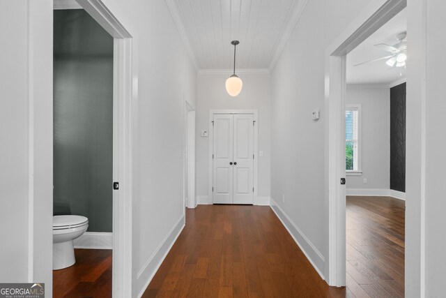 435 New St, Macon, GA 31201 - corridor featuring crown molding, dark wood-style flooring, and baseboards