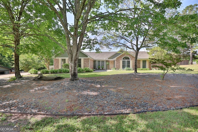 100 Huntcliff Ct, Lagrange, GA 30240 - ranch-style house with brick siding