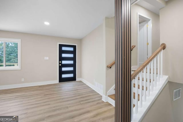 1120 Taliwa Trl NE, Marietta, GA 30068 - foyer with light wood-style floors and recessed lighting