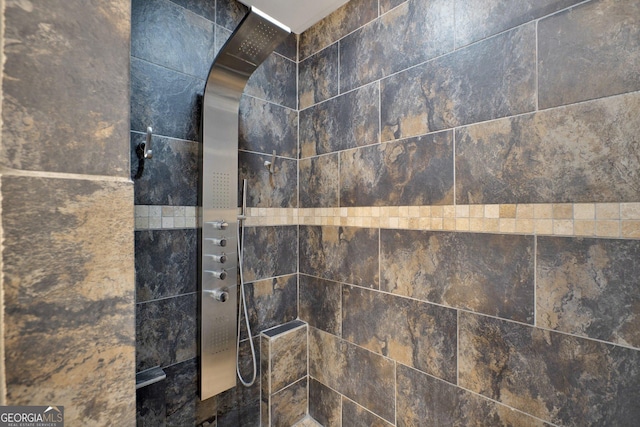 4320 Oklahoma Way NW, Kennesaw, GA 30152 - bathroom featuring a tile shower