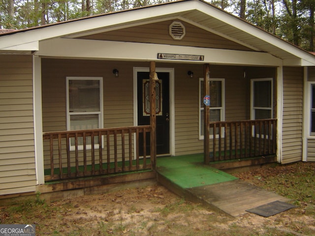6177 County Road 266, Five Points, AL 36855 - view of front of home with a porch