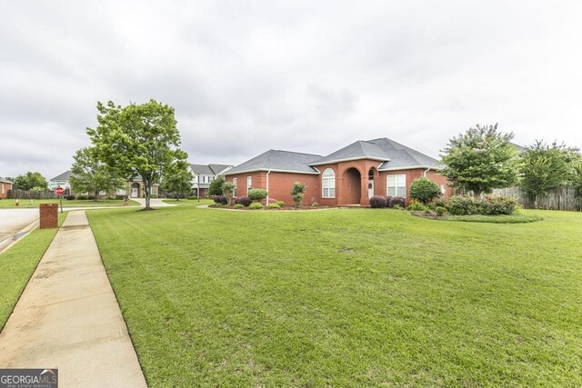 201 Loudon Hill Dr, Warner Robins, GA 31088 - ranch-style home featuring brick siding and a shingled roof