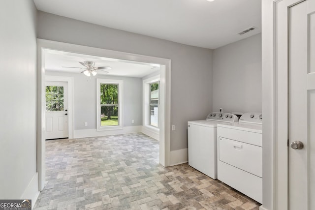 1382 6th Ave, Auburn, GA 30011 - laundry area featuring washer and dryer and a ceiling fan