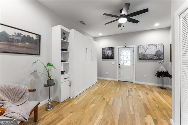 611 Pickett St SE, Atlanta, GA 30316 - entrance foyer with light wood finished floors, a ceiling fan, and recessed lighting
