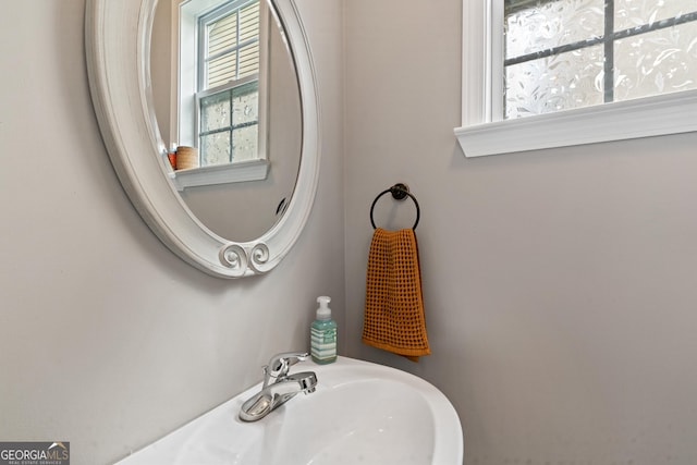 106 Thornton Dr, Bonaire, GA 31005 - bathroom featuring a sink
