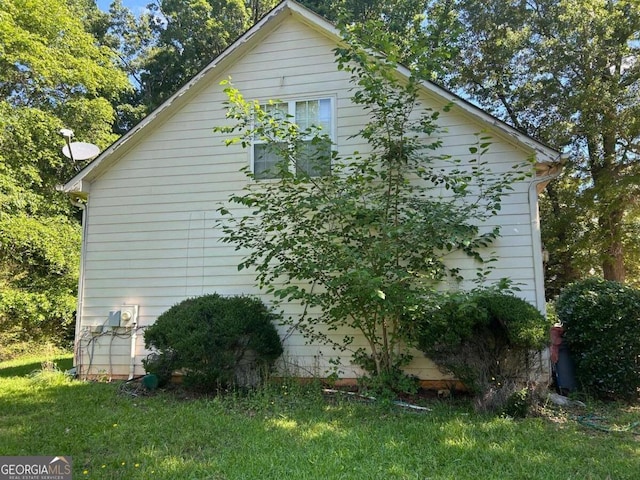 2581 Star Ln, Decatur, GA 30034 - view of side of home with a lawn