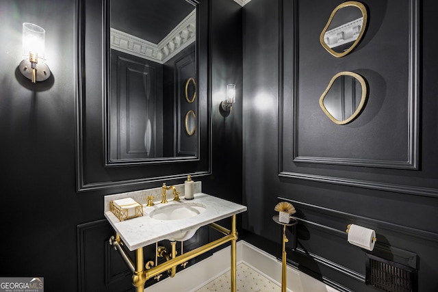 816 Blackfoot Trl, Suwanee, GA 30024 - bathroom featuring vanity