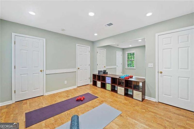 4402 Windsor Oaks Chase, Marietta, GA 30066 - workout area featuring wood finished floors, recessed lighting, and baseboards