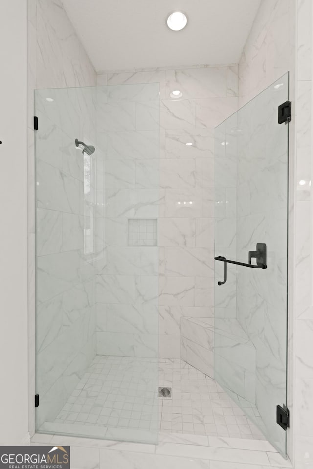 31 Bitter End Ct, Waverly, GA 31565 - full bath with a marble finish shower