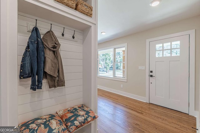 442 Mountain Park Trl, Stone Mountain, GA 30087 - mudroom featuring plenty of natural light, wood finished floors, baseboards, and recessed lighting