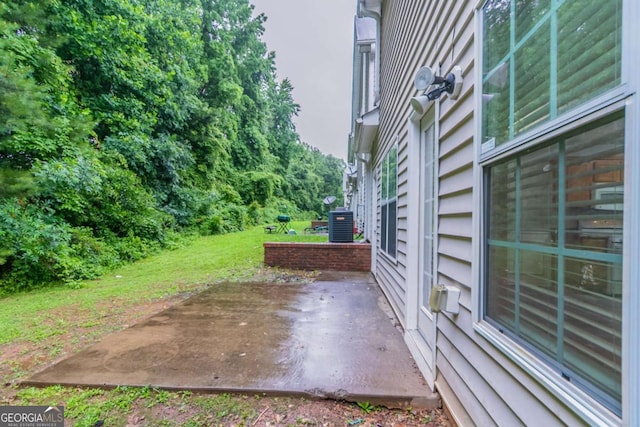 541 Shadow Valley Ct, Lithonia, GA 30058 - view of patio / terrace with cooling unit