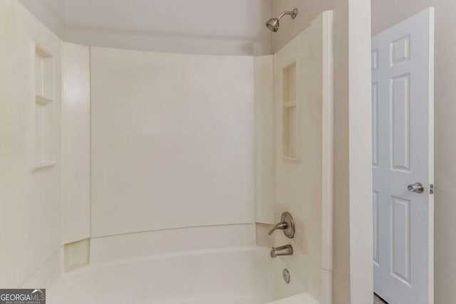 5352 Windfern Ct, Stone Mountain, GA 30088 - full bath featuring shower / bathtub combination