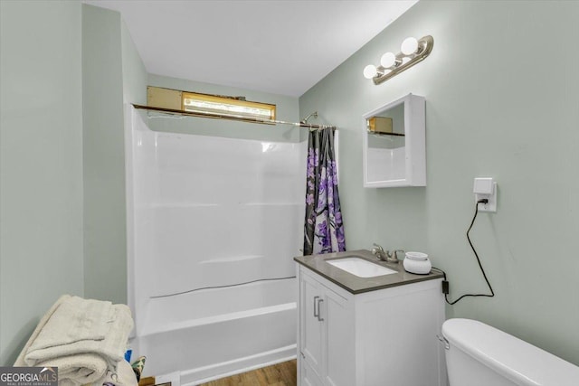 342 Chevis Rd, Savannah, GA 31419 - full bathroom featuring vanity, shower / bath combination with curtain, toilet, and wood finished floors