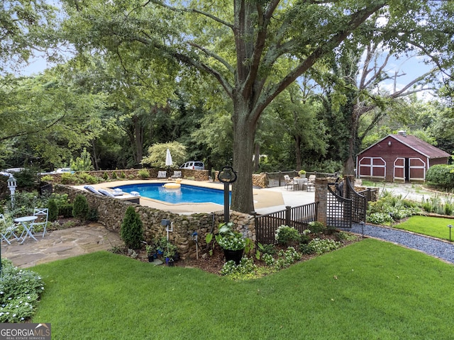 766 E Ave, Madison, GA 30650 - view of pool with a patio