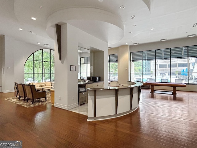 3040 Peachtree Rd Unit 1501, Atlanta, GA 30305 - interior space featuring open floor plan, light wood finished floors, recessed lighting, and plenty of natural light