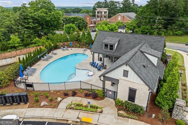 240 Walker Ave, Roswell, GA 30076 - community pool featuring a patio