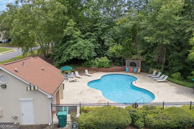 4815 Rapids Cir NW, Acworth, GA 30102 - community pool with a patio area