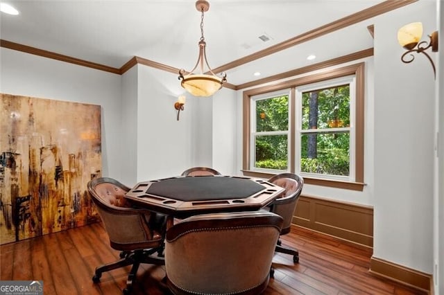 1860 Hill Chase, Alpharetta, GA 30022 - recreation room featuring wood finished floors, crown molding, and recessed lighting