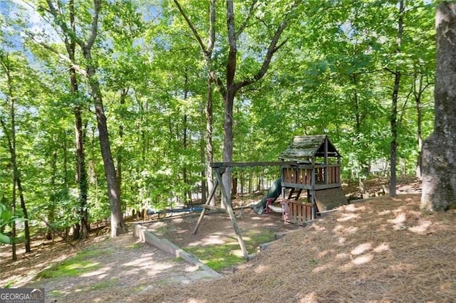 1860 Hill Chase, Alpharetta, GA 30022 - view of yard featuring a playground