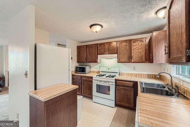 4470 Hopkins Lake Dr NW, Duluth, GA 30096
