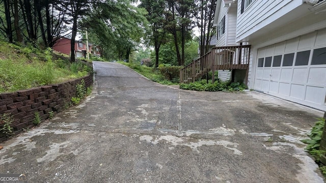 5710 Cardigan Trce, Sugar Hill, GA 30518 - view of concrete driveway