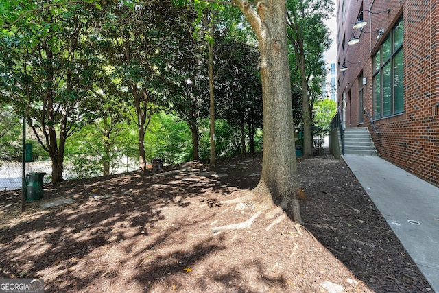 115 W Peachtree Pl NW Unit 301, Atlanta, GA 30313 - view of yard