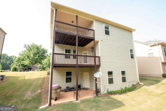 3020 Whitfield Ave, Cumming, GA 30040 - back of property with a balcony, a yard, and a patio