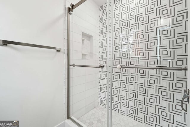 5535 Buck Hollow Dr, Alpharetta, GA 30005 - bathroom featuring a shower stall