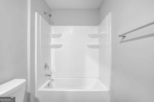 1998 Nuthatch Dr, Hoschton, GA 30548 - full bathroom featuring toilet and shower / bath combination