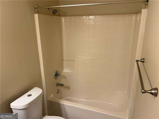 3140 Tylerton Dr SW, Atlanta, GA 30311 - bathroom with toilet and washtub / shower combination