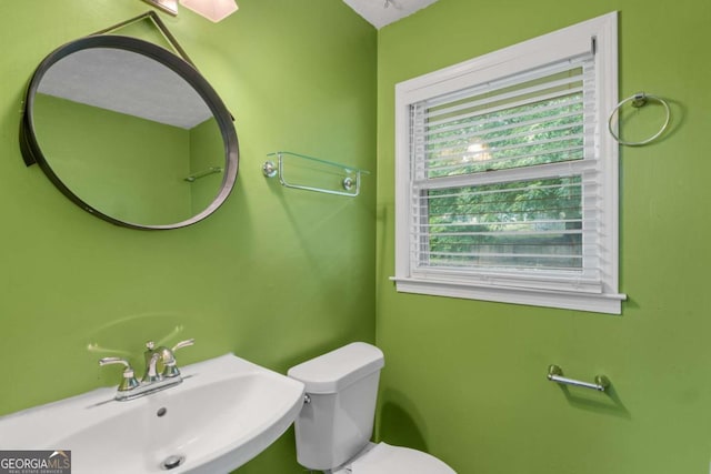 2644 Hickory Valley Dr, Snellville, GA 30078 - bathroom with a sink and toilet