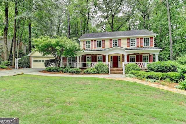 5507 Martina Way, Dunwoody, GA 30338 - colonial home featuring covered porch, driveway, and a front yard