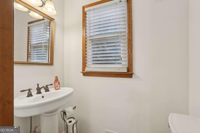 1369 Willowbrook Dr SW, Marietta, GA 30064 - bathroom with toilet