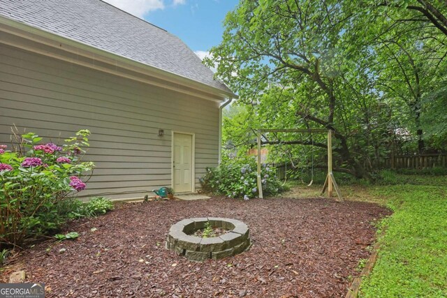 1369 Willowbrook Dr SW, Marietta, GA 30064 - view of yard featuring a fire pit