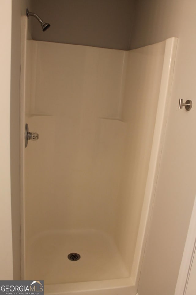 1408 Wyndham Way, Bethlehem, GA 30620 - full bath featuring a shower