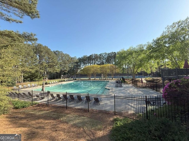 3251 Avensong Village Cir, Milton, GA 30004 - community pool with a patio area
