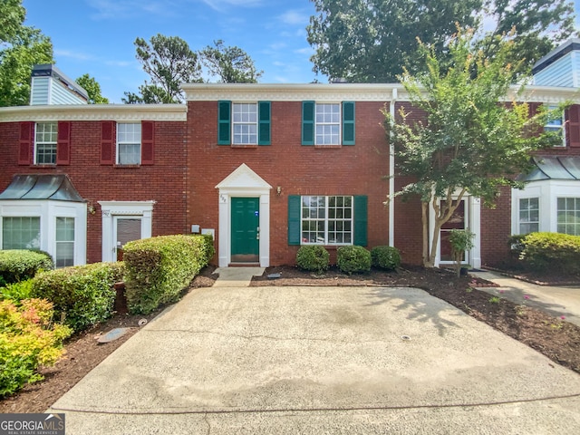 688 Anderson Walk, Marietta, GA 30062 - view of front of home featuring a chimney and brick siding