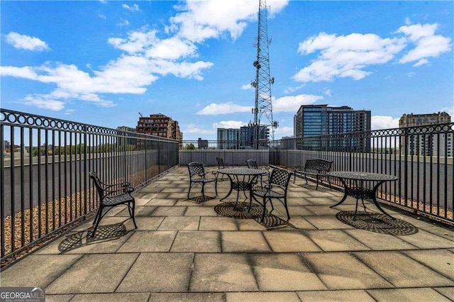 3235 Roswell Rd NE Unit 508, Atlanta, GA 30305 - view of patio / terrace