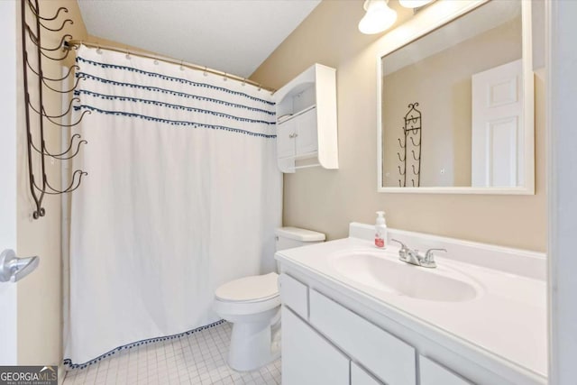 226 Bull River Bluff Dr, Savannah, GA 31410 - full bath featuring vanity, toilet, tile patterned flooring, and a shower with curtain